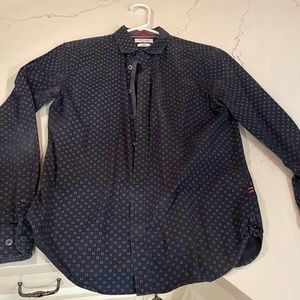 Cactus man blue and white patterned casual button down shirt.  Small